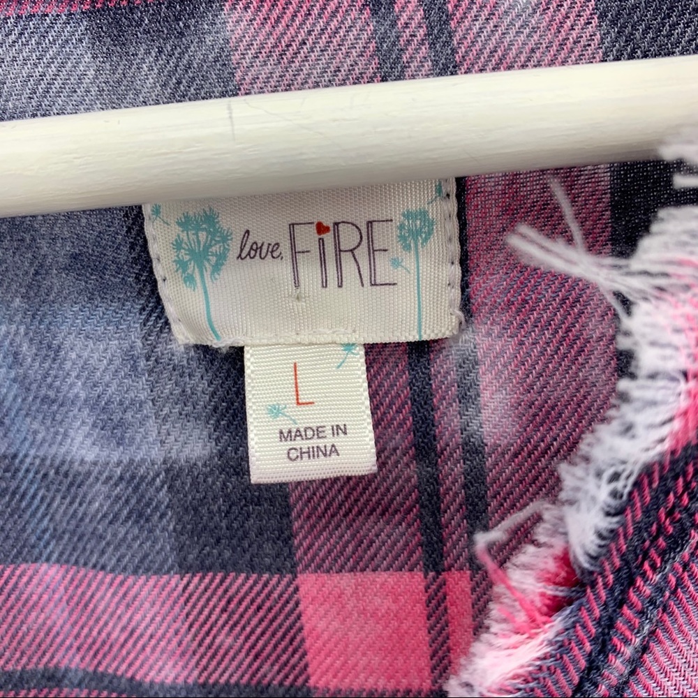 Love Fire Plaid Burnout V-neck Blouse Pink Size Lg - Picture 2 of 8